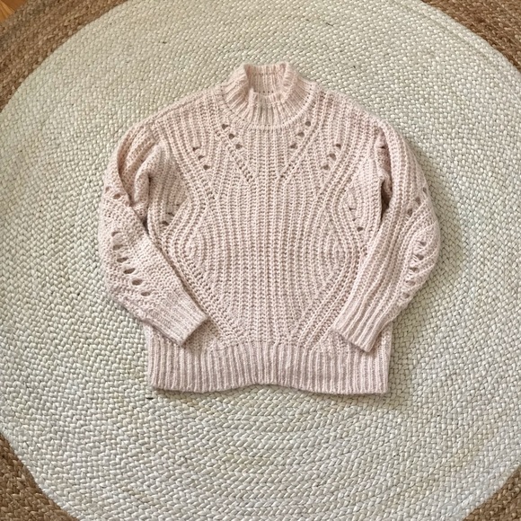 LOFT Sweaters - LOFT • Cozy Light Pink Sweater